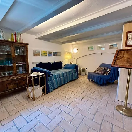 Agavi Apartment *